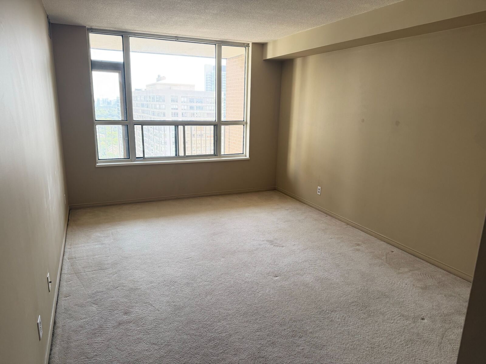 100 Upper Madison Avenue photo 3