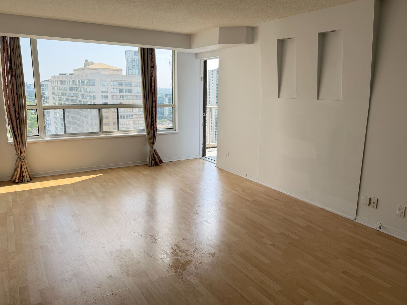 100 Upper Madison Avenue photo 9