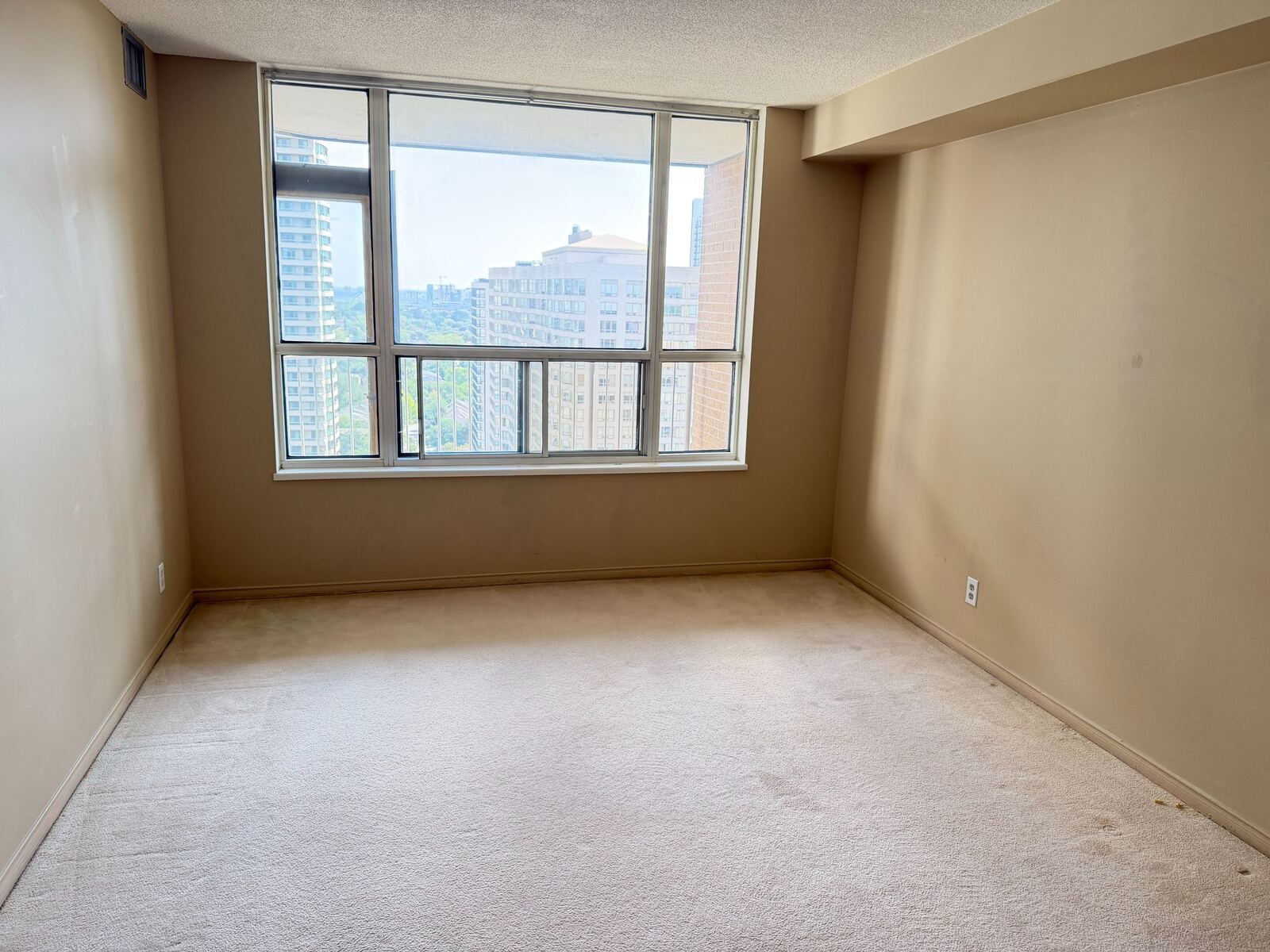 100 Upper Madison Avenue photo 11