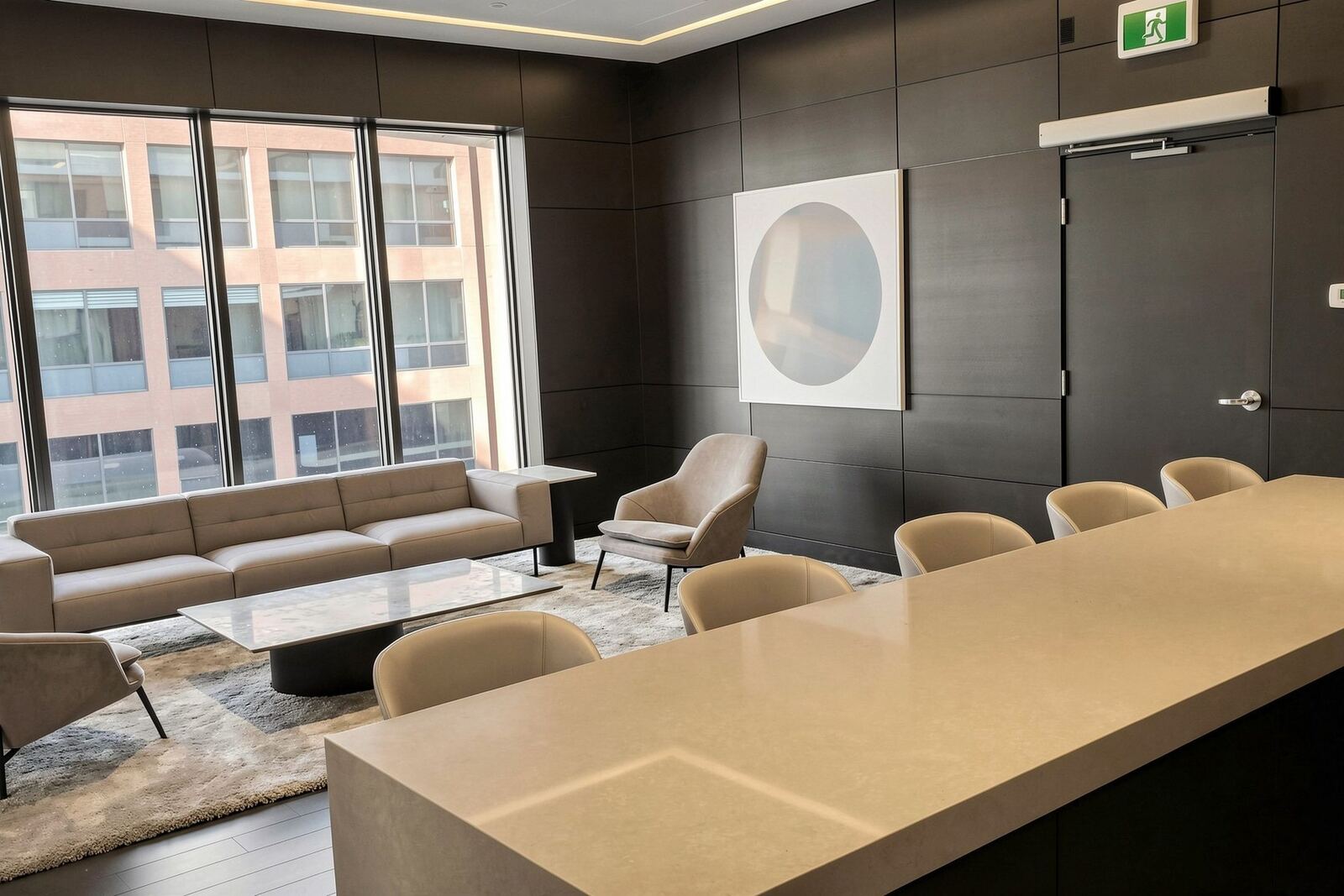 2221 Yonge Street photo 40