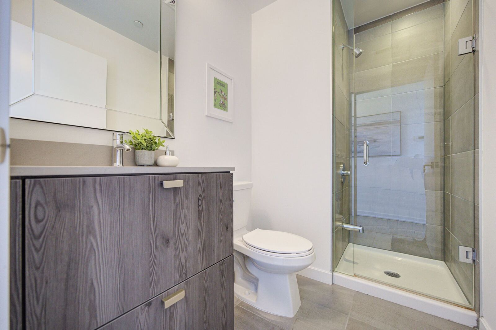 56 Forest Manor Road photo 30