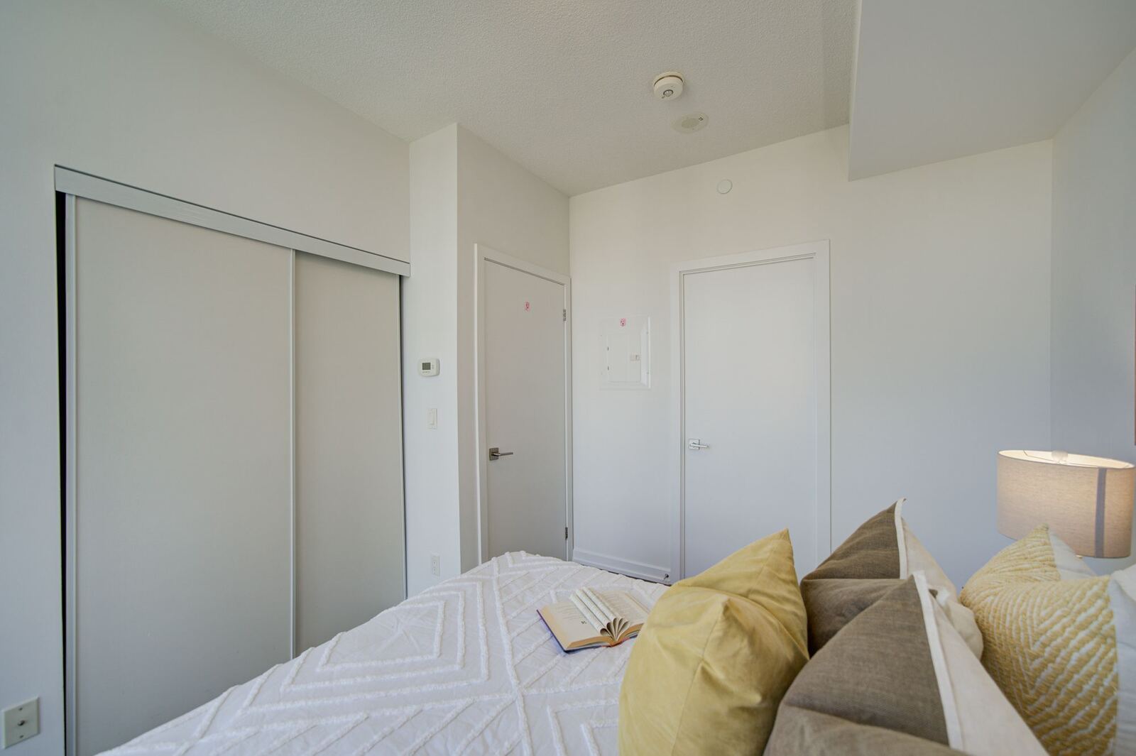 56 Forest Manor Road photo 35