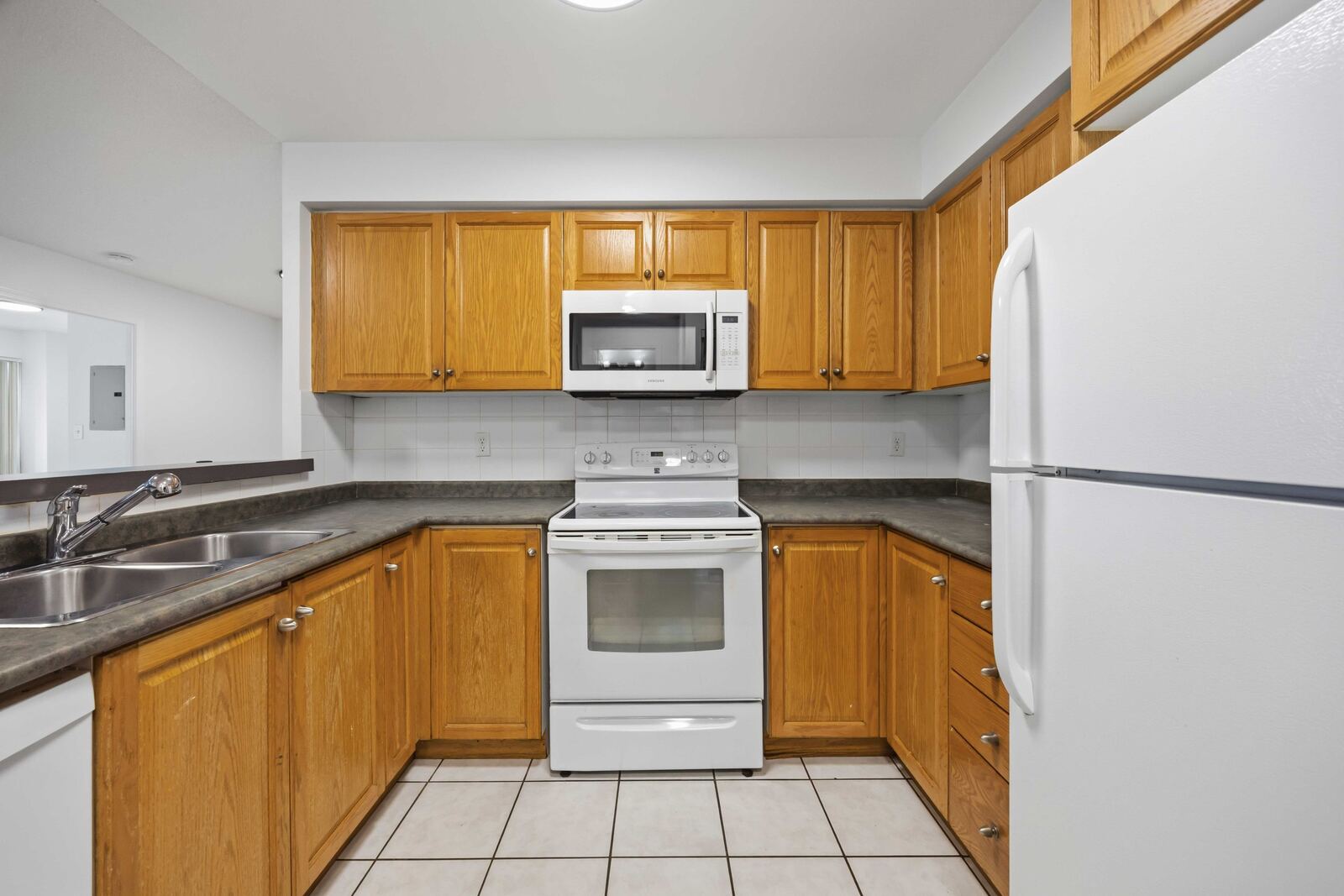 7 Lorraine Drive photo 11