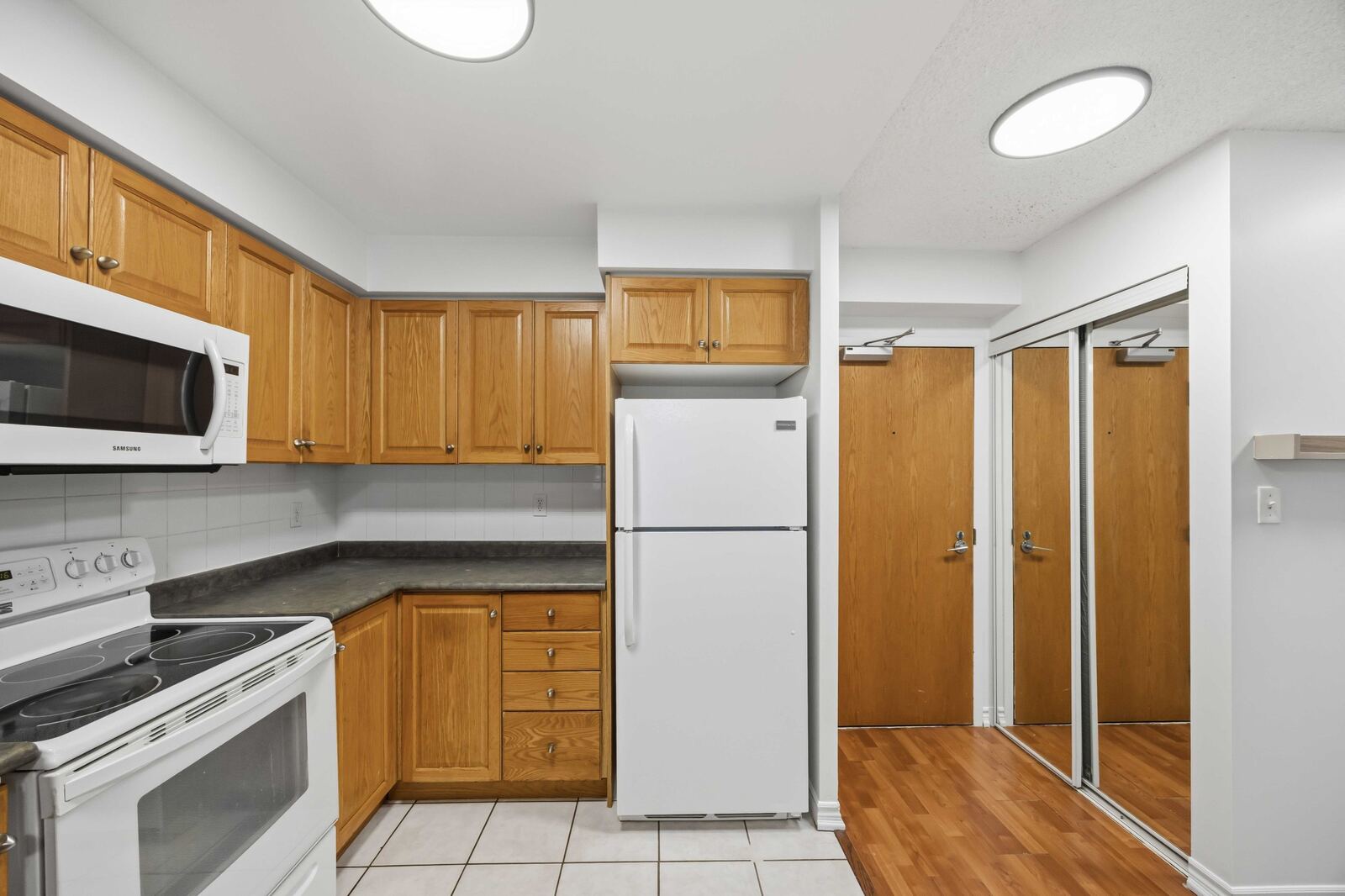 7 Lorraine Drive photo 13