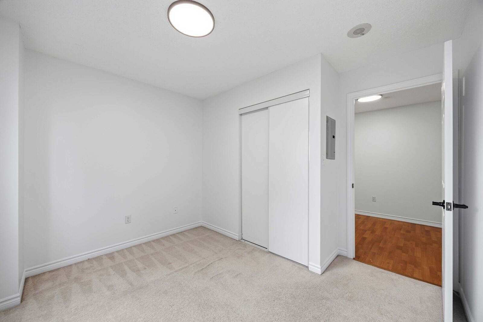 7 Lorraine Drive photo 24