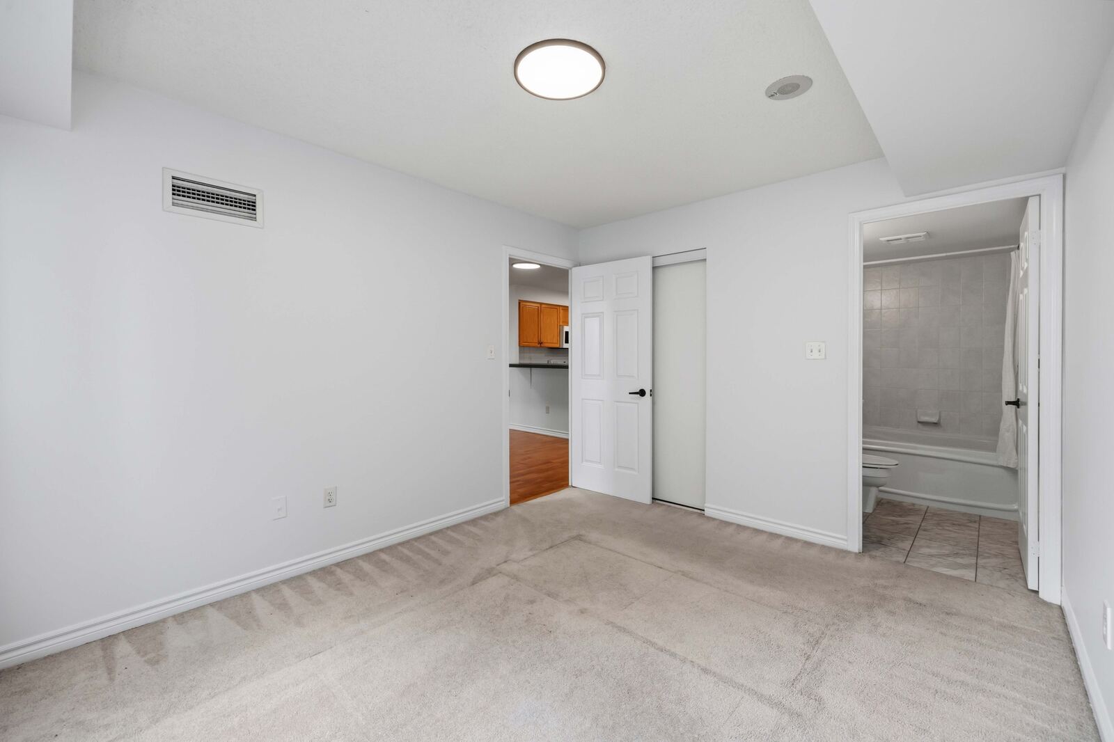 7 Lorraine Drive photo 27