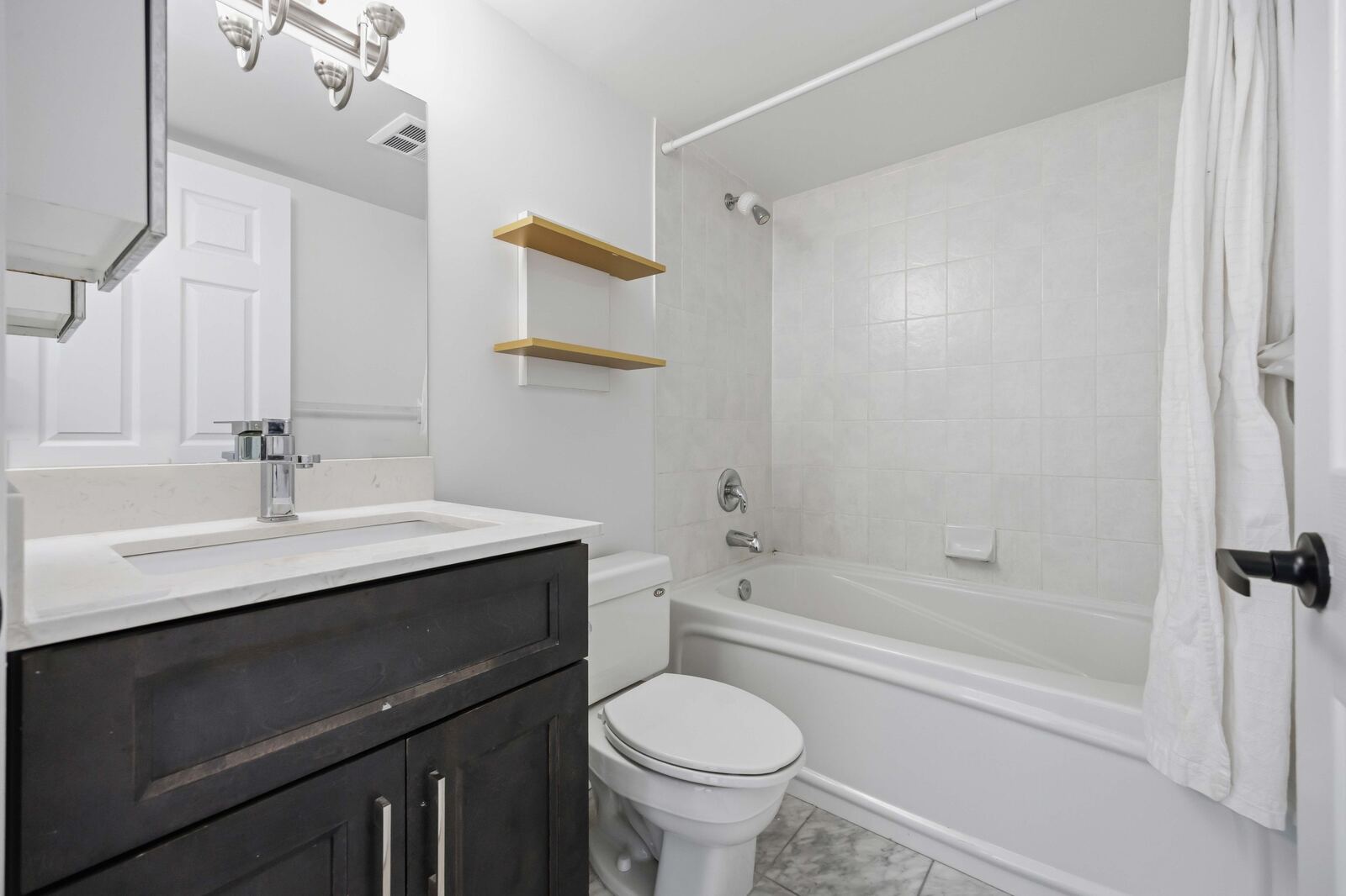 7 Lorraine Drive photo 28