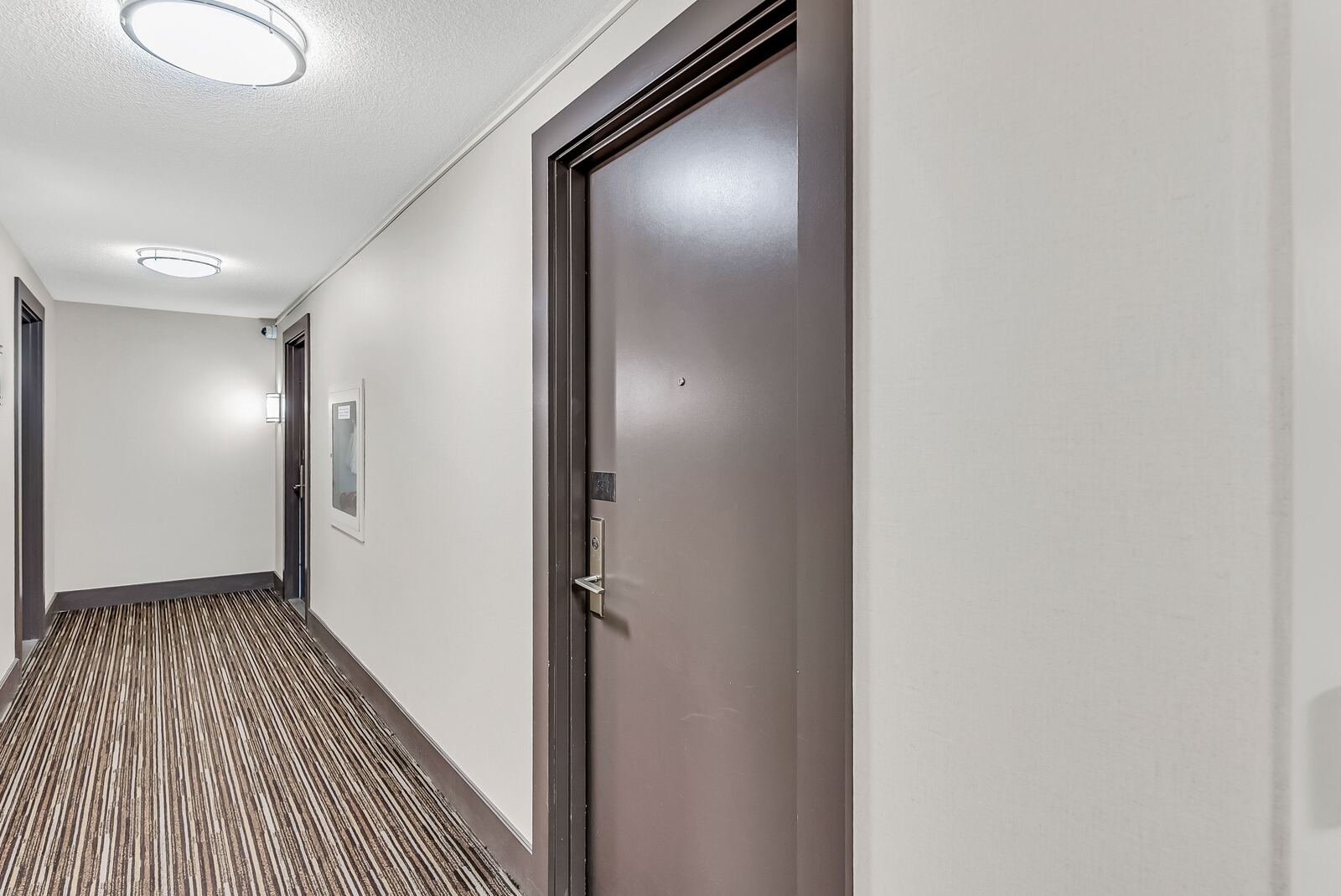 2015 Sheppard Avenue E photo 16