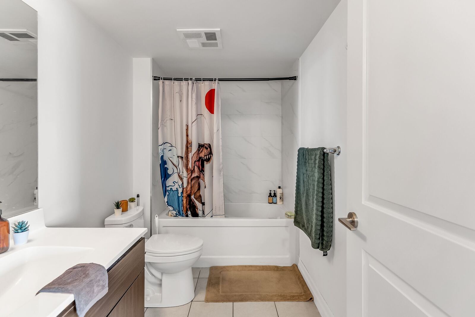 2015 Sheppard Avenue E photo 34