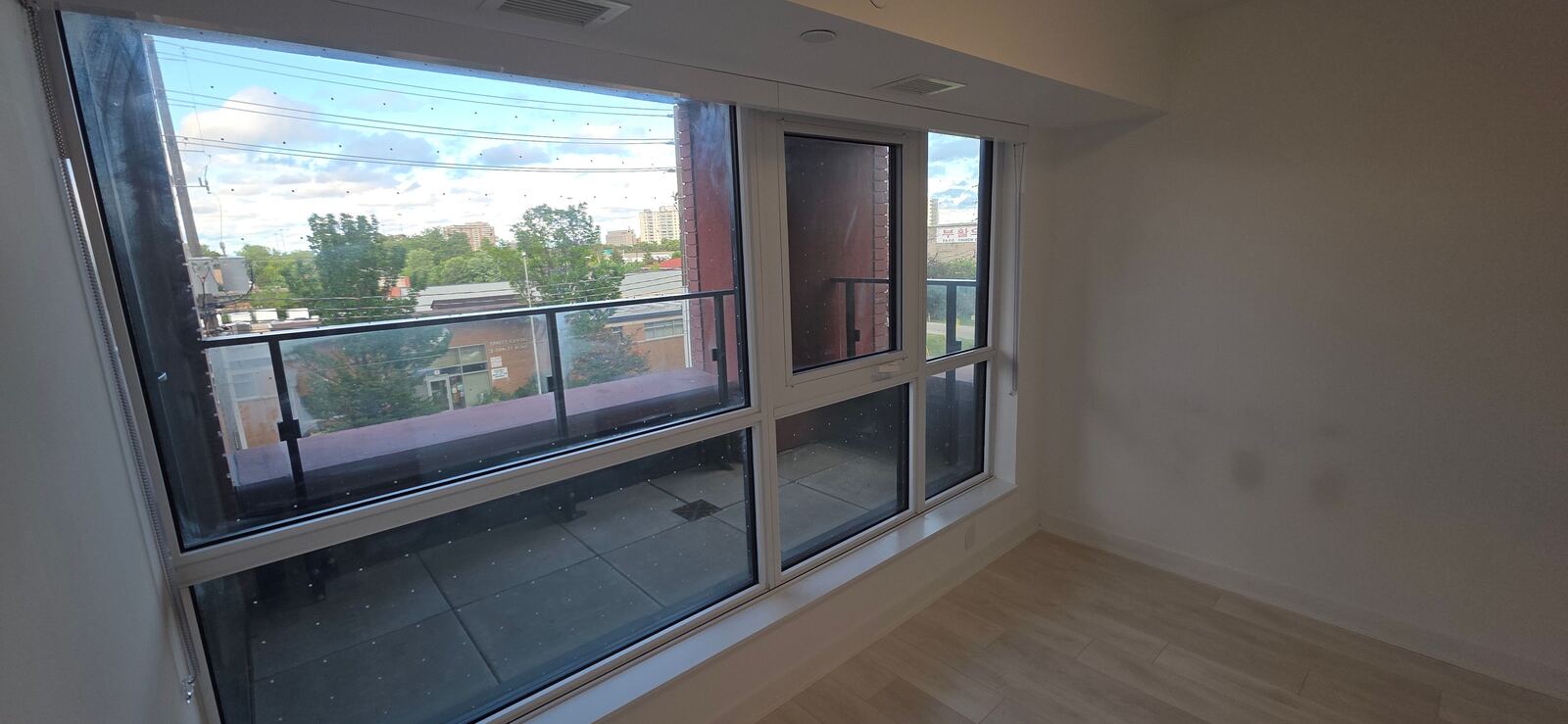 8 Tippett Road photo 10