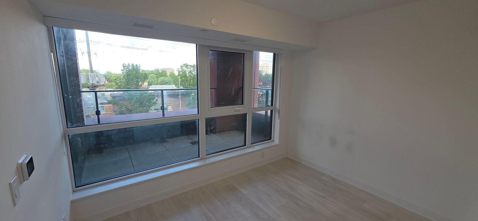 8 Tippett Road photo 11