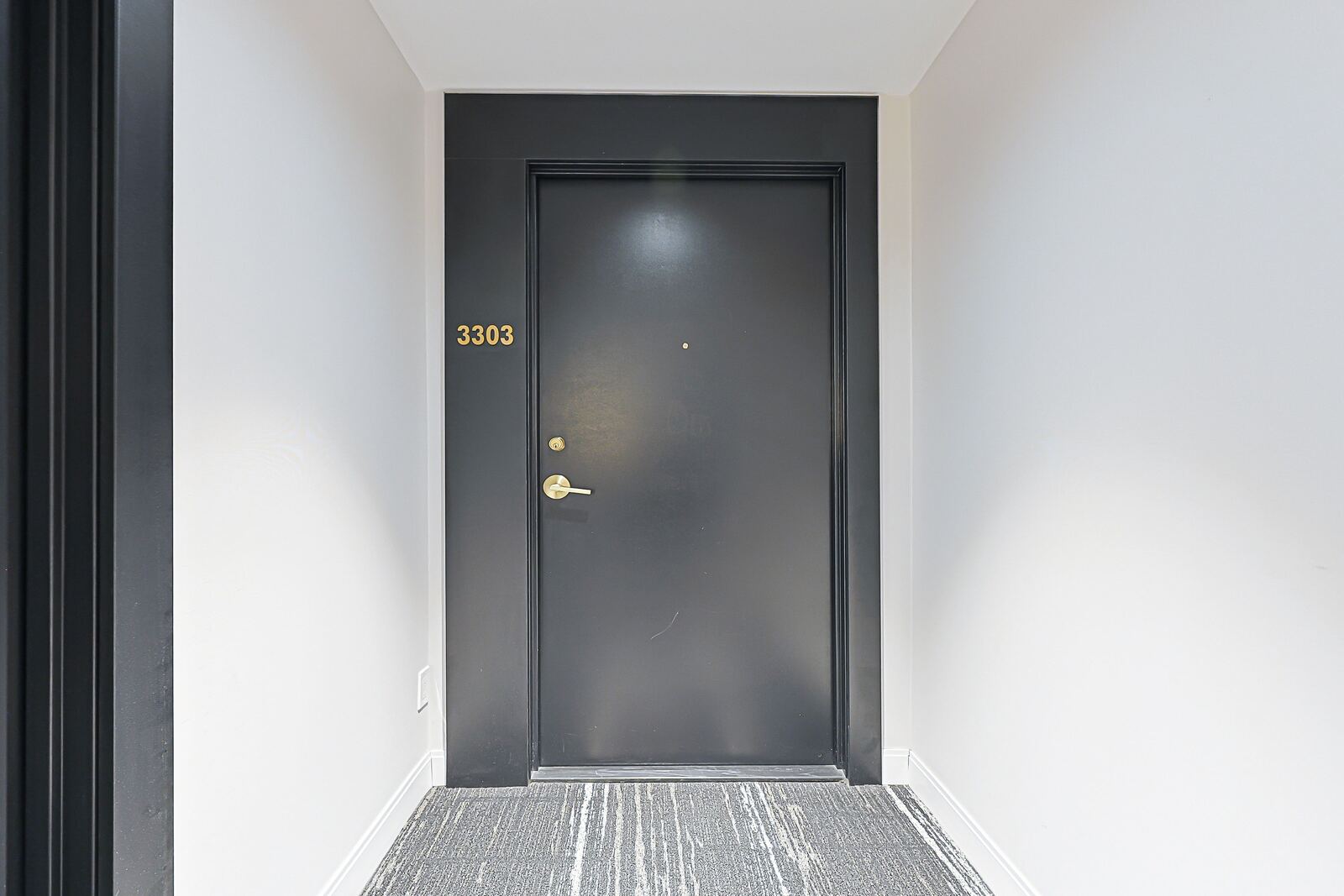 85 Wood Street photo 9