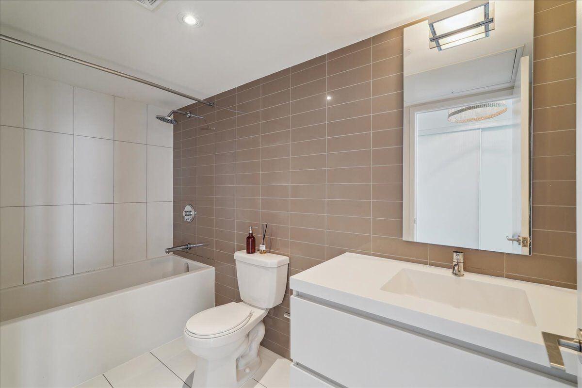 75 Queens Wharf Road photo 25