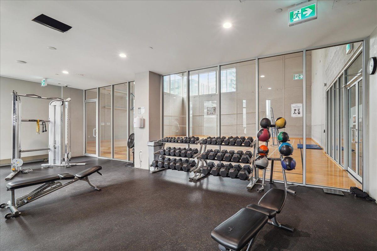 75 Queens Wharf Road photo 41