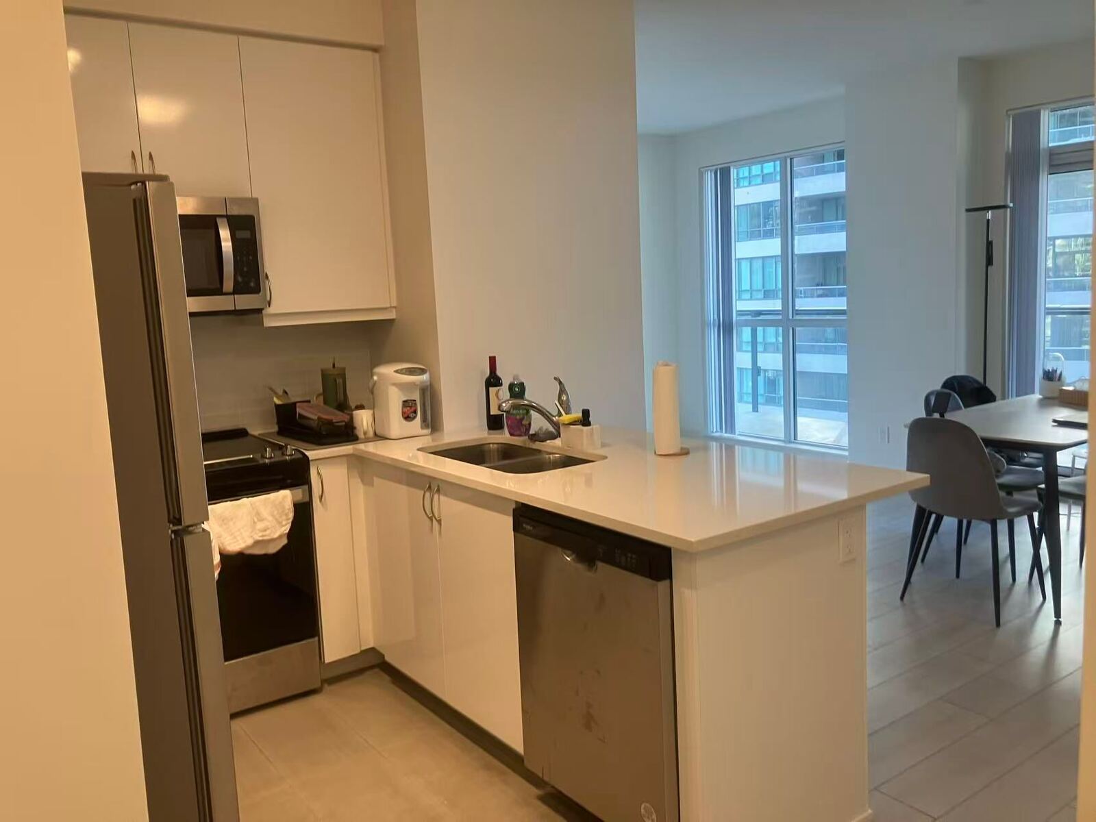 4955 Yonge Street photo 2