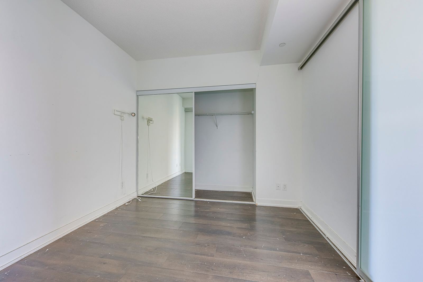 20 Bruyeres Mews photo 4