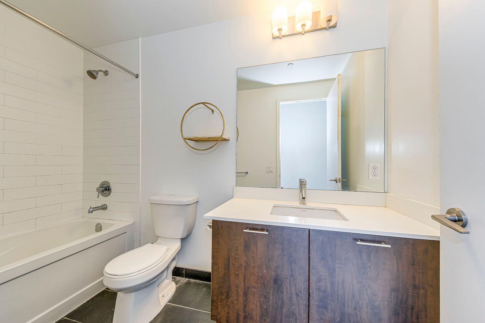 20 Bruyeres Mews photo 19