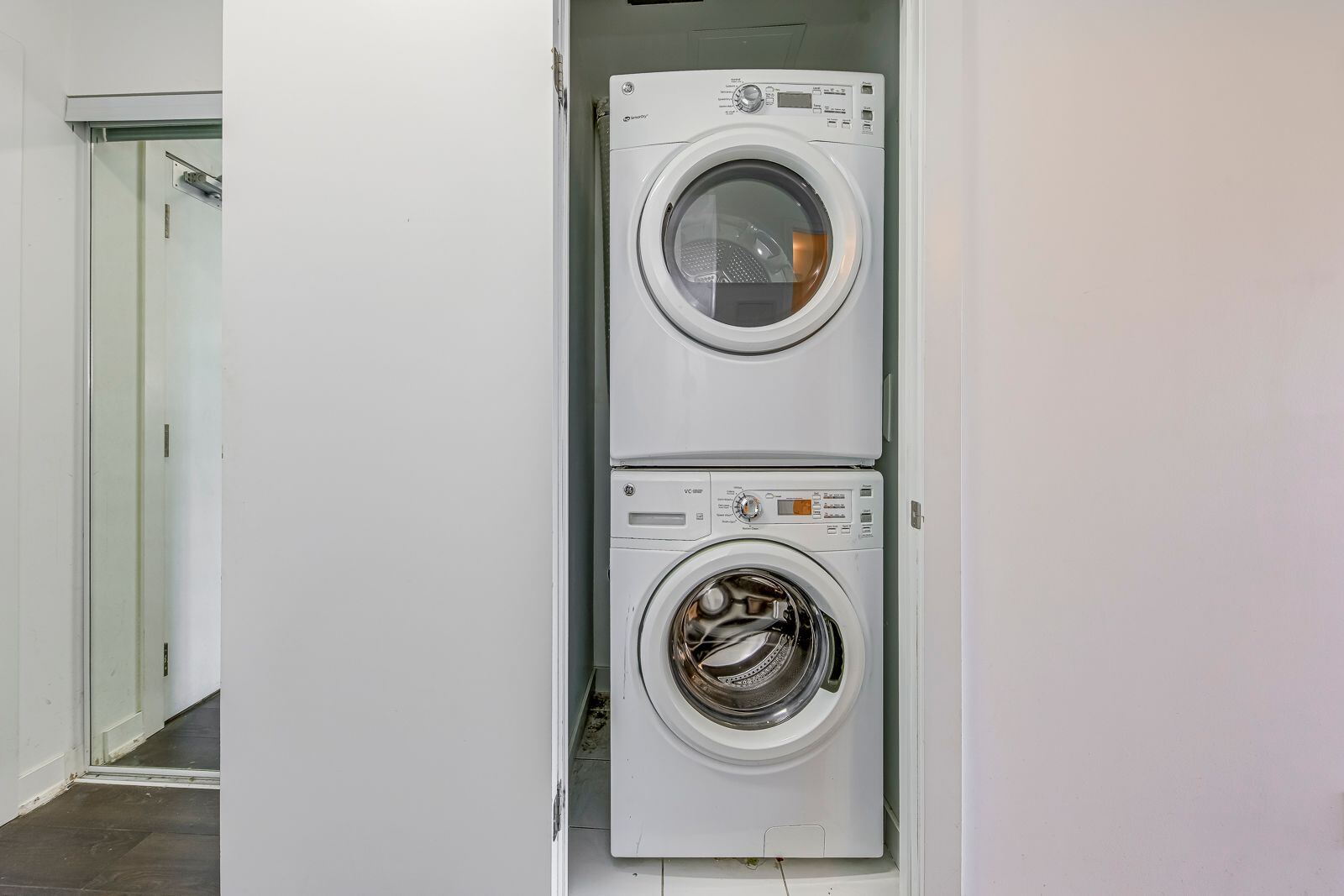 20 Bruyeres Mews photo 21