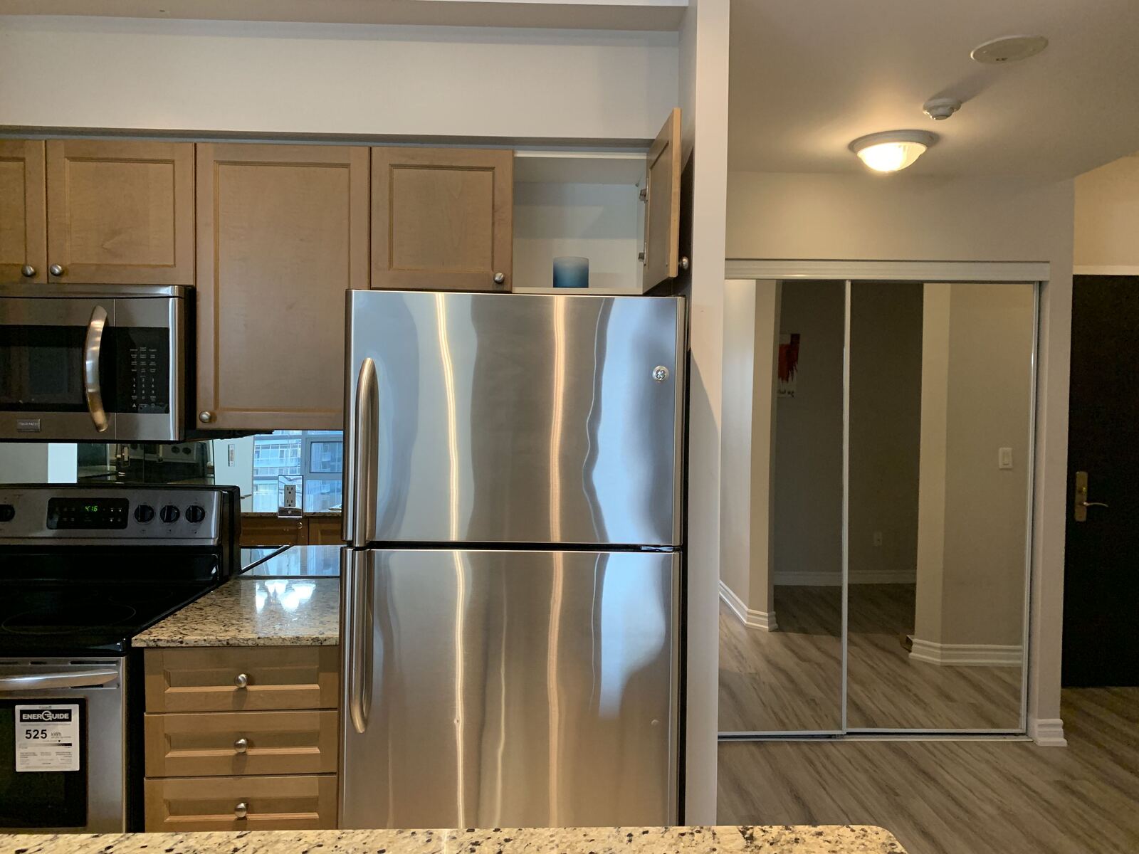 761 Bay Street photo 10
