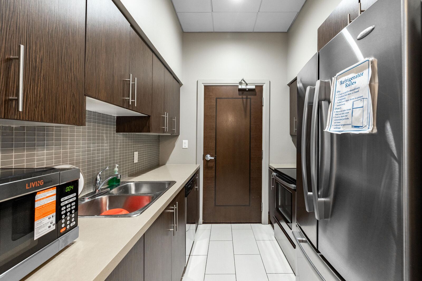 35 Hollywood Avenue photo 79