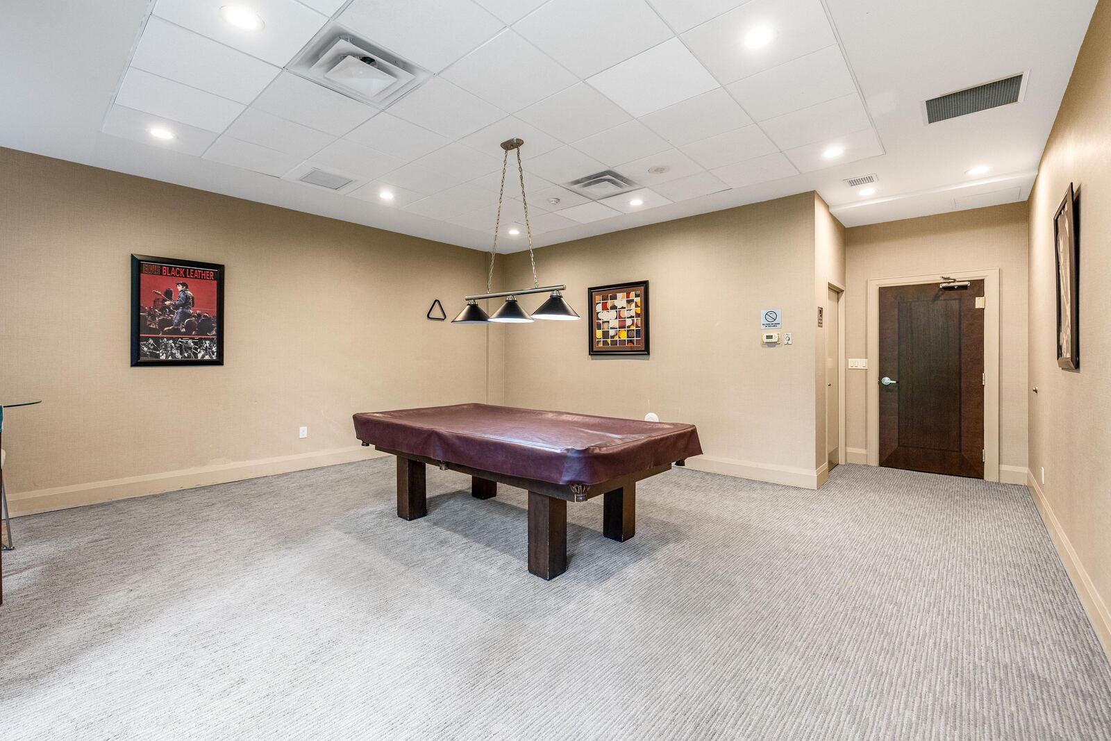 35 Hollywood Avenue photo 80