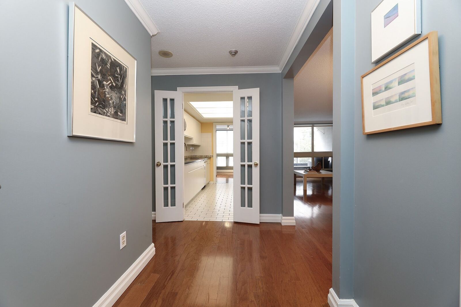 5 Kenneth Avenue photo 3