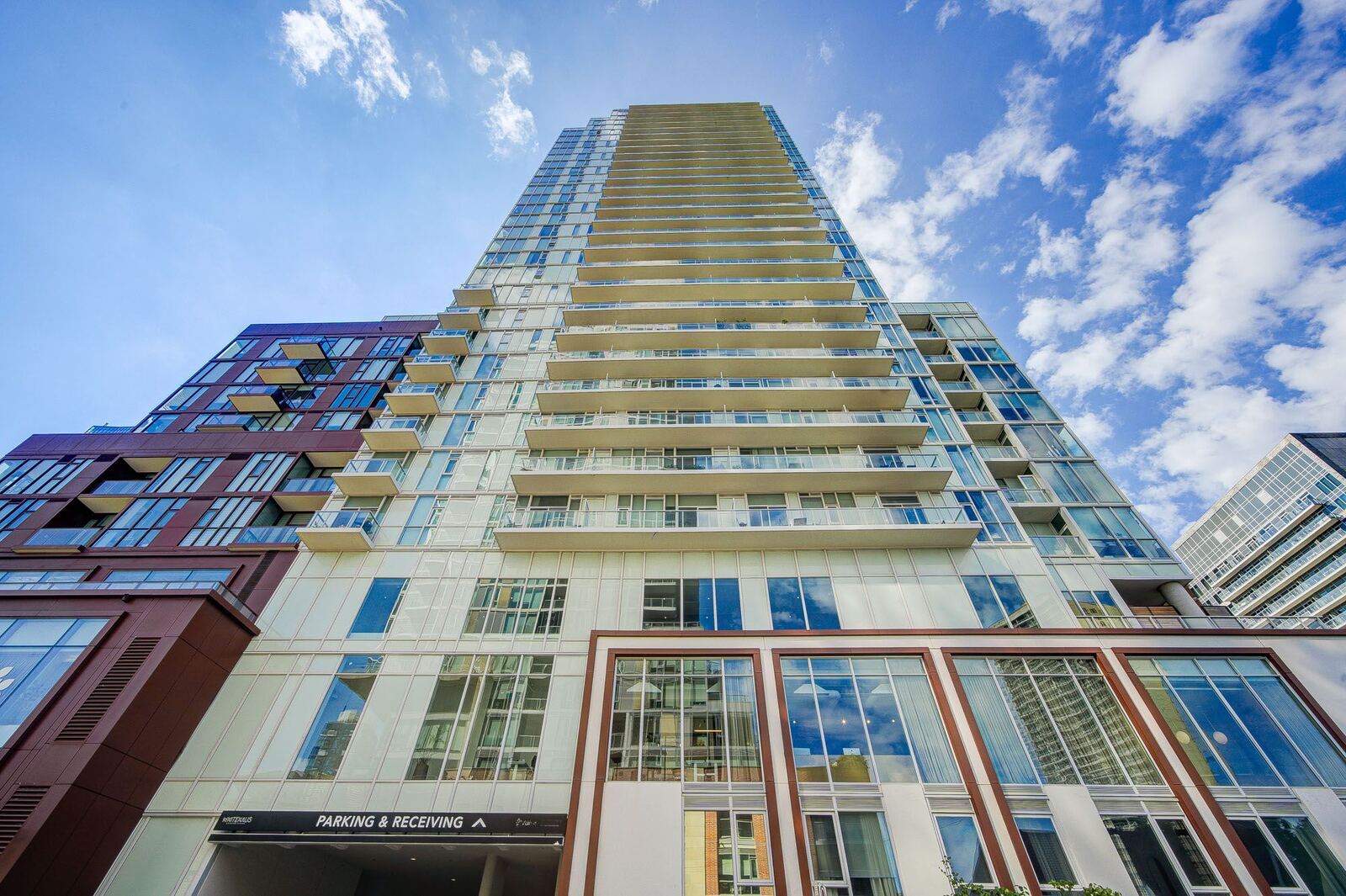 33 Helendale Avenue photo 8