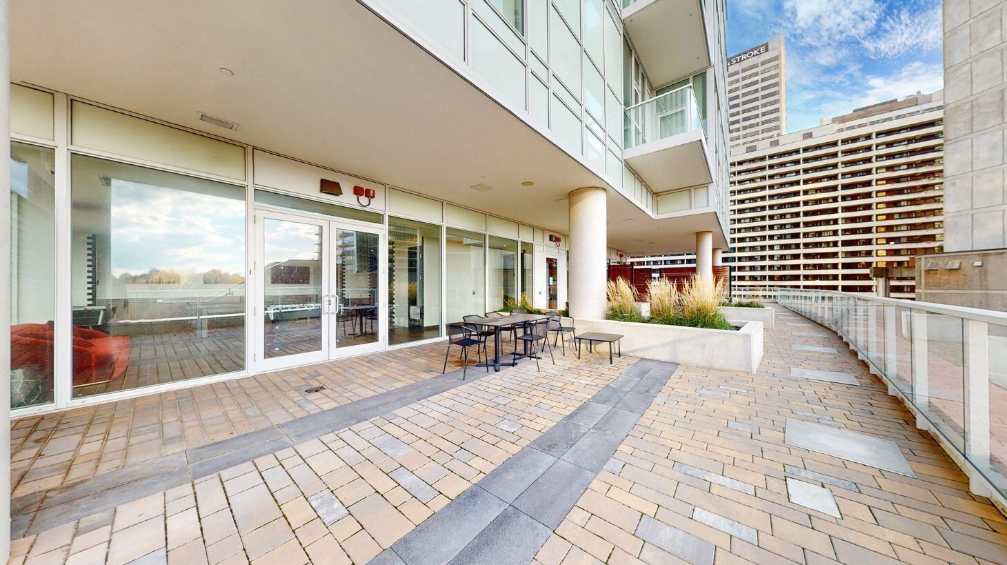 33 Helendale Avenue photo 43