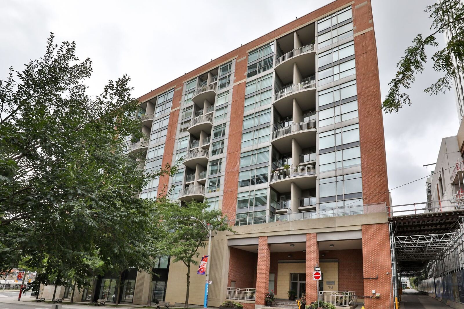 18 Merton Street photo 34