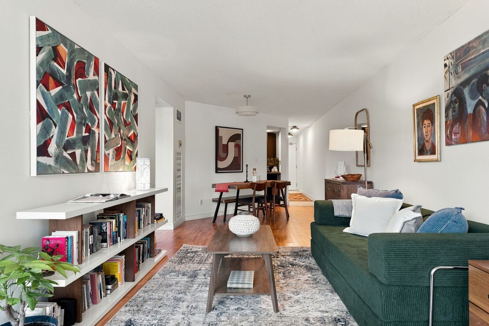 222 The Esplanade Avenue photo 2