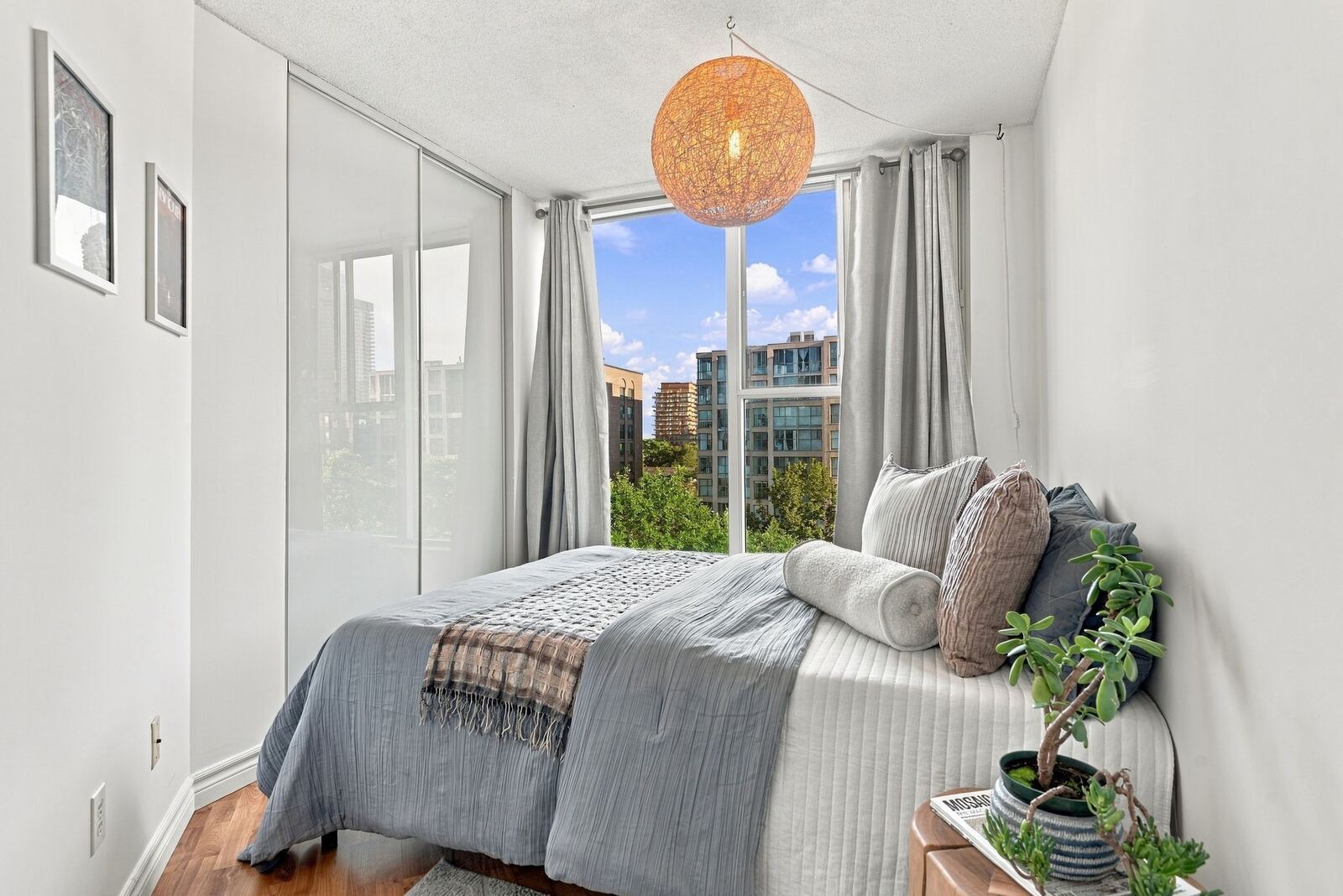 222 The Esplanade Avenue photo 21