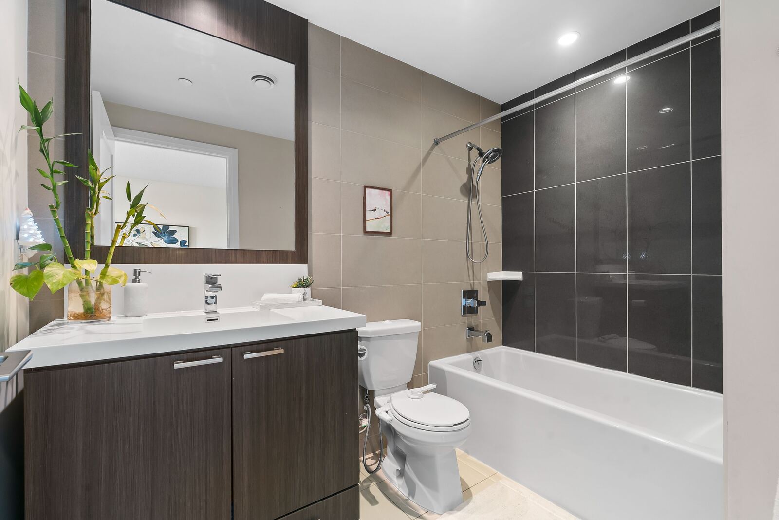 120 Harrison Garden Boulevard photo 14