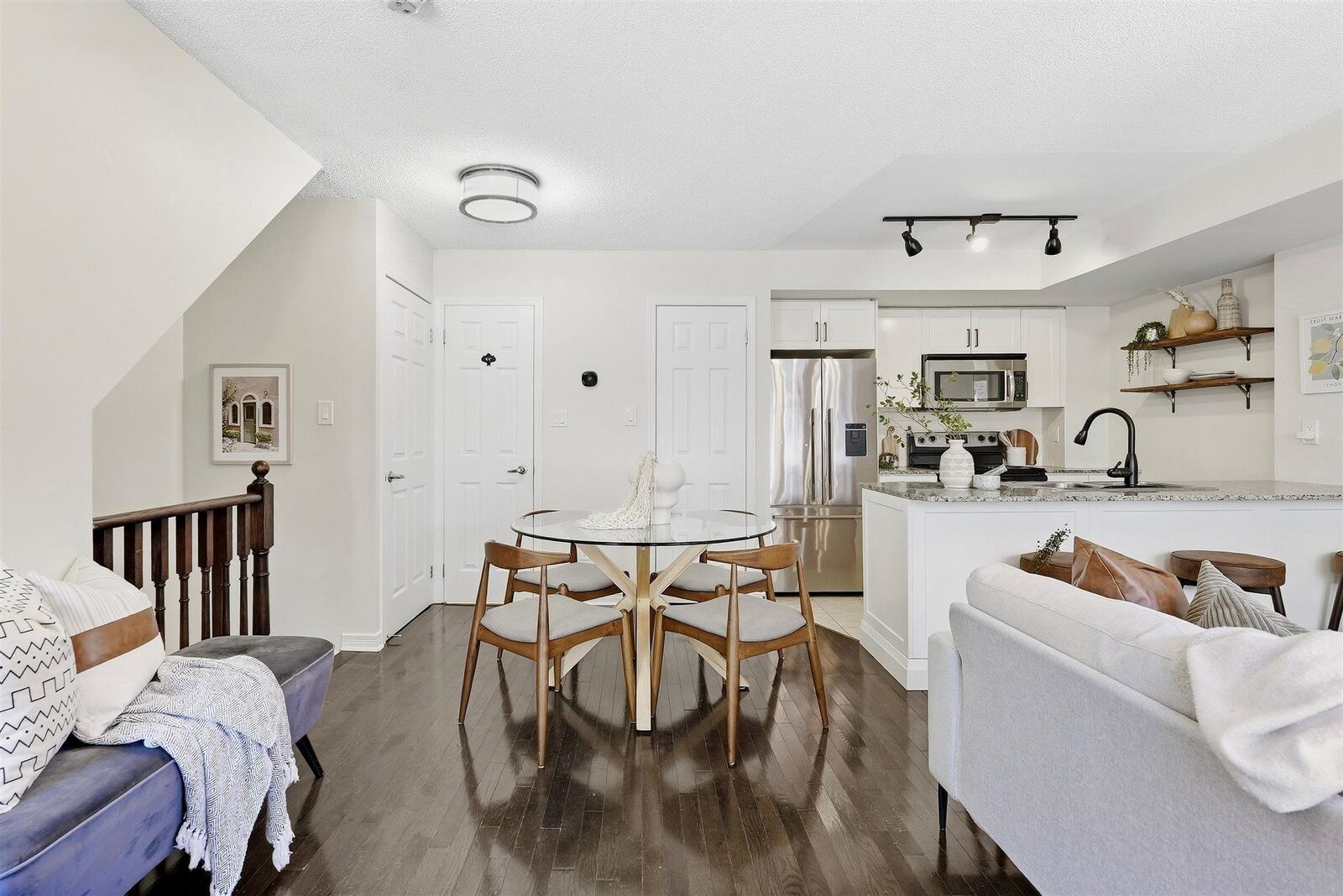 11 Ruttan Street photo 6