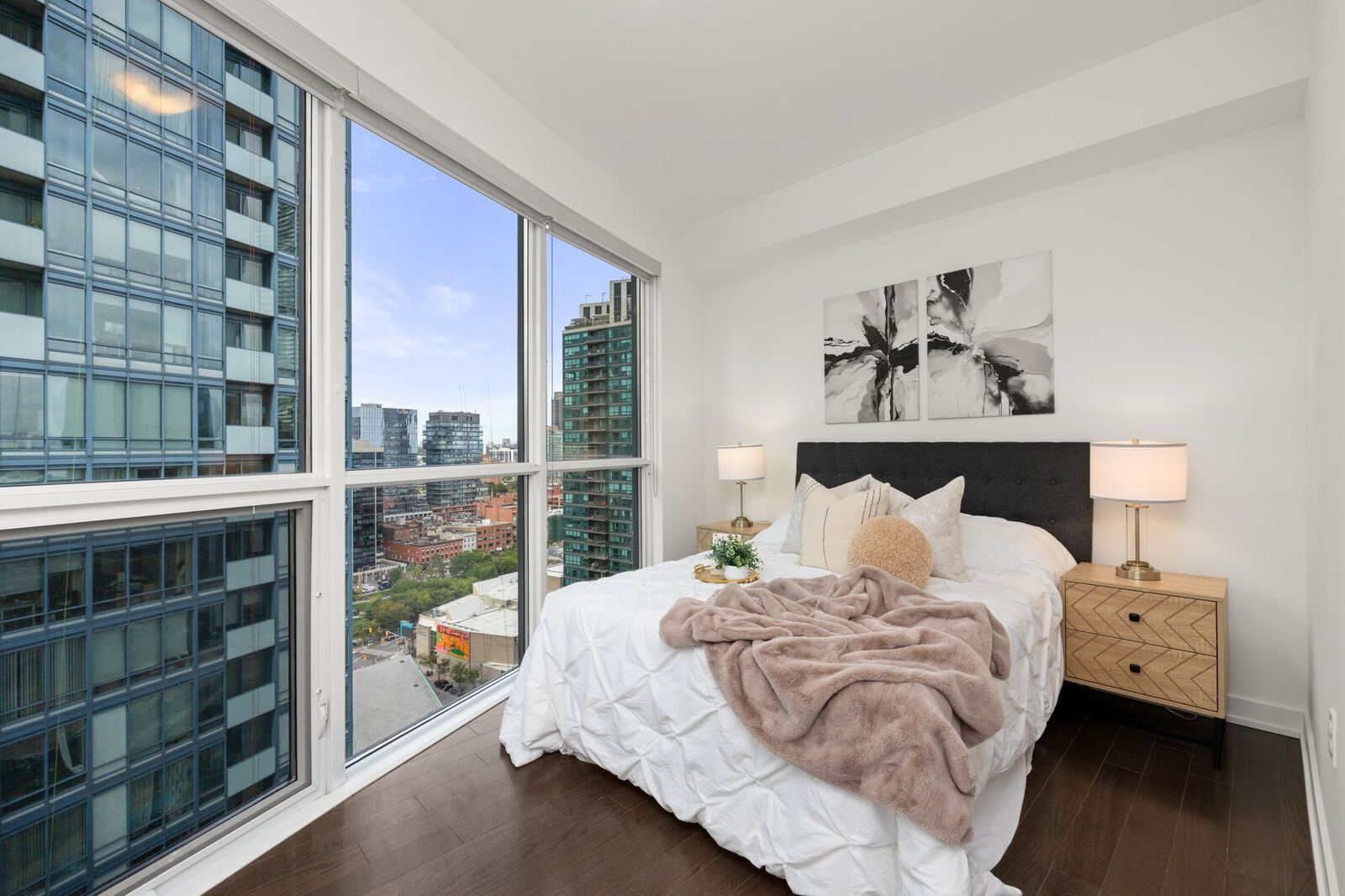 1 The Esplanade Avenue photo 17