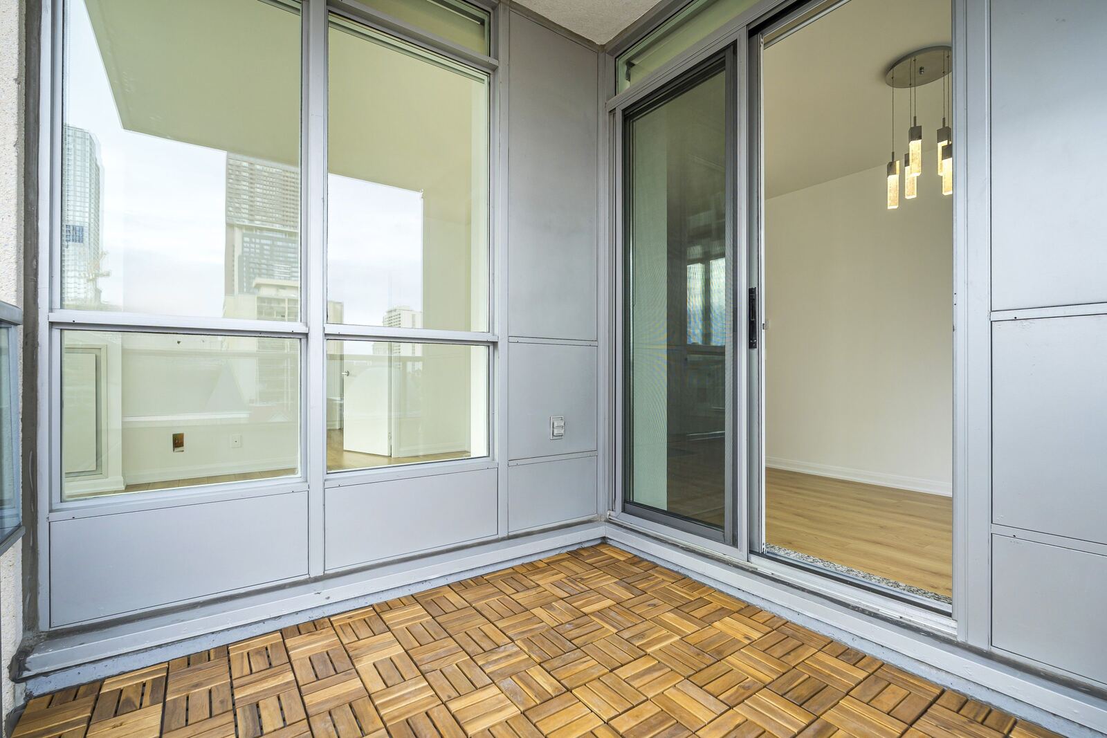 500 Sherbourne Street photo 11
