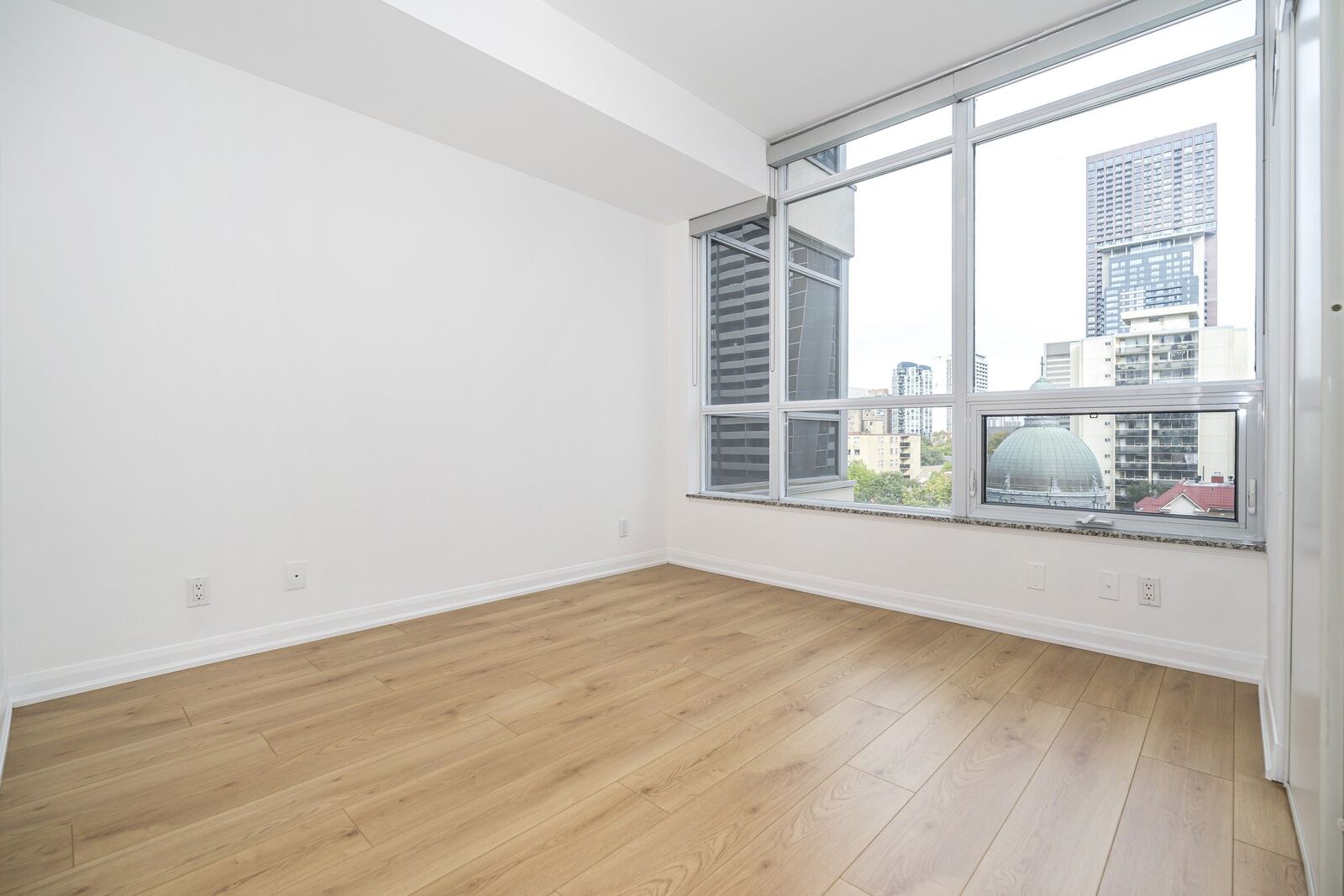 500 Sherbourne Street photo 21
