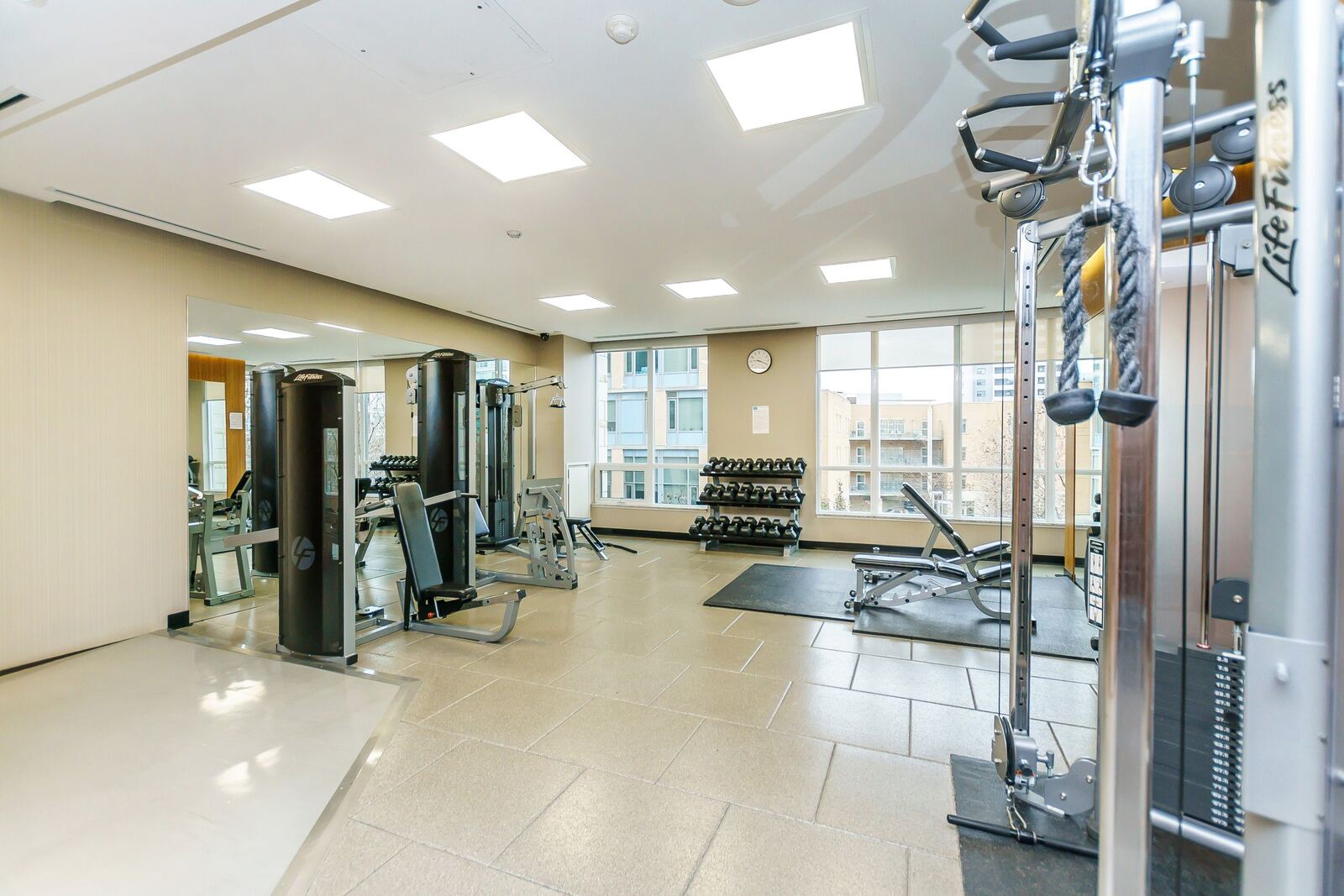 500 Sherbourne Street photo 27