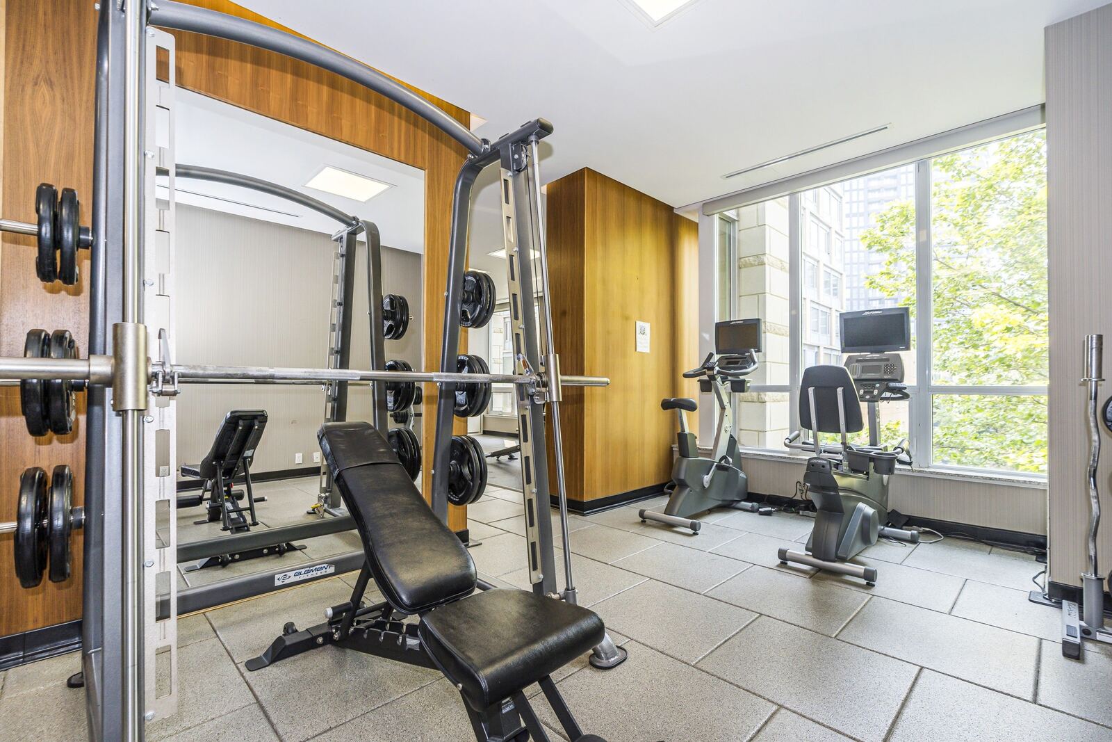500 Sherbourne Street photo 32