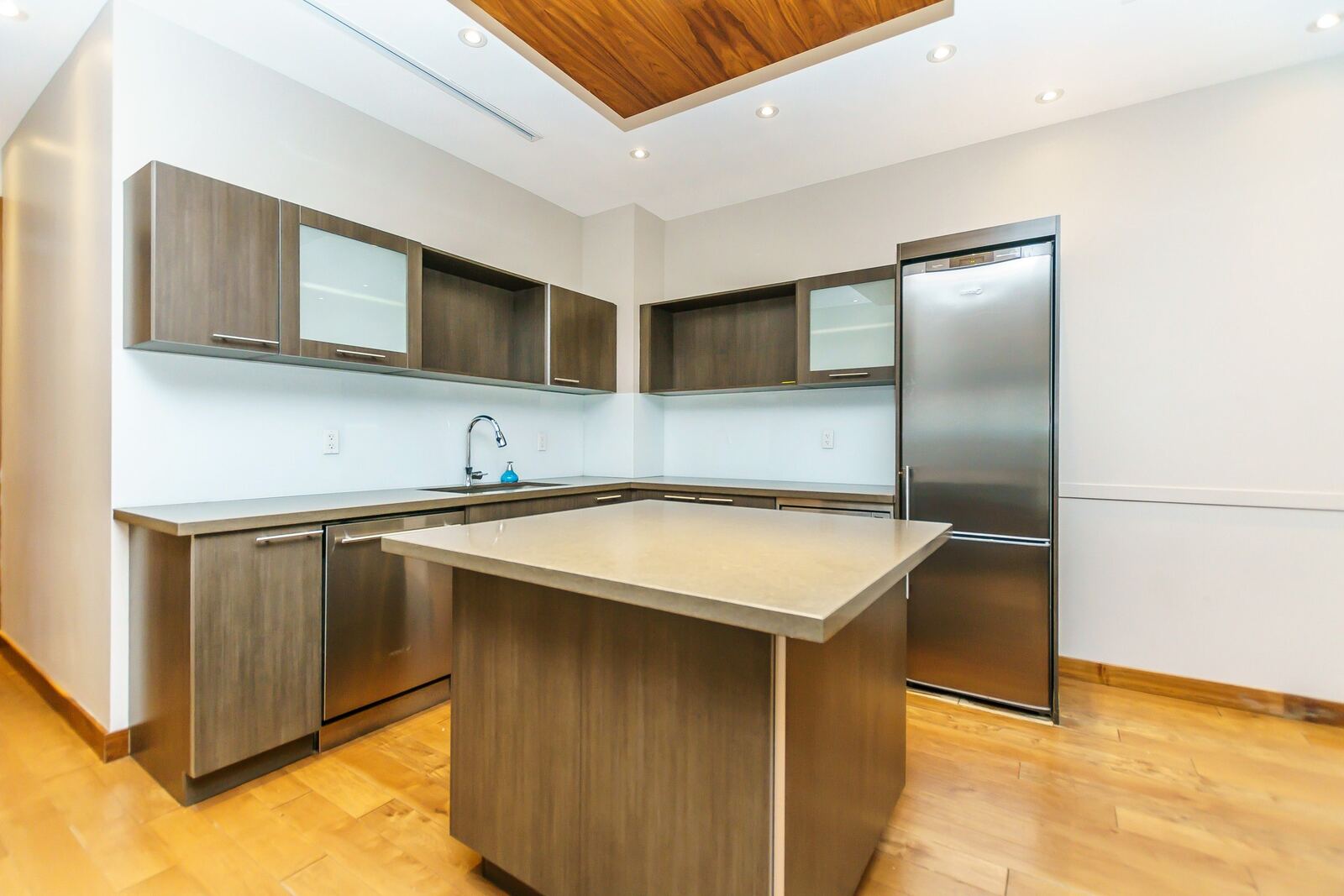 500 Sherbourne Street photo 38