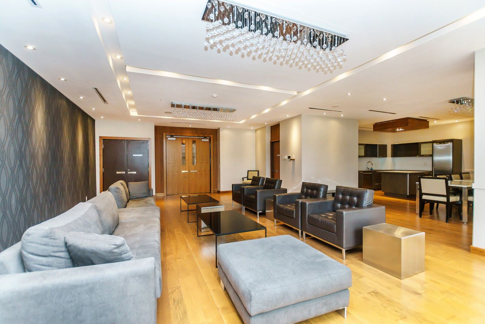 500 Sherbourne Street photo 40