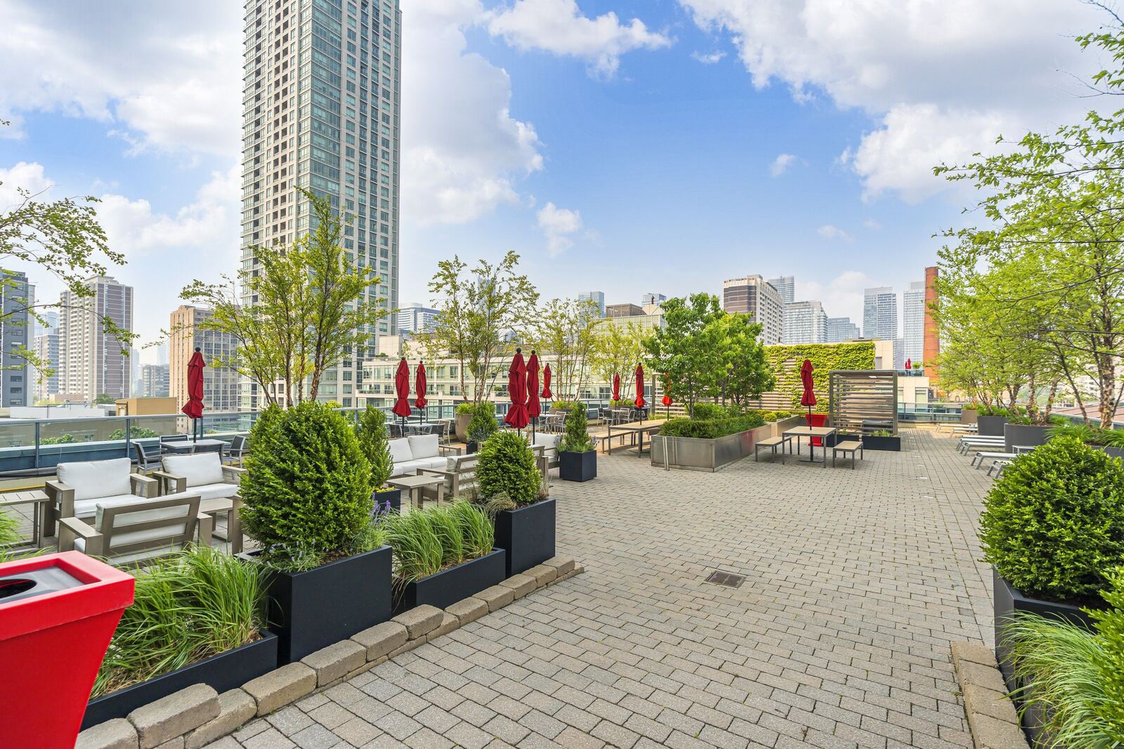 500 Sherbourne Street photo 42