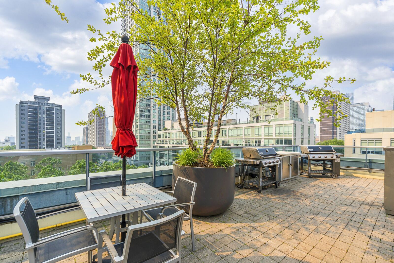 500 Sherbourne Street photo 43
