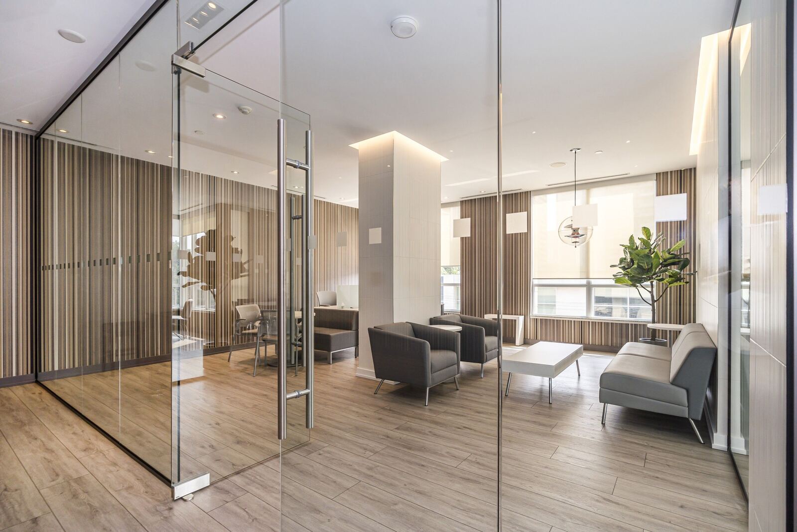 500 Sherbourne Street photo 45