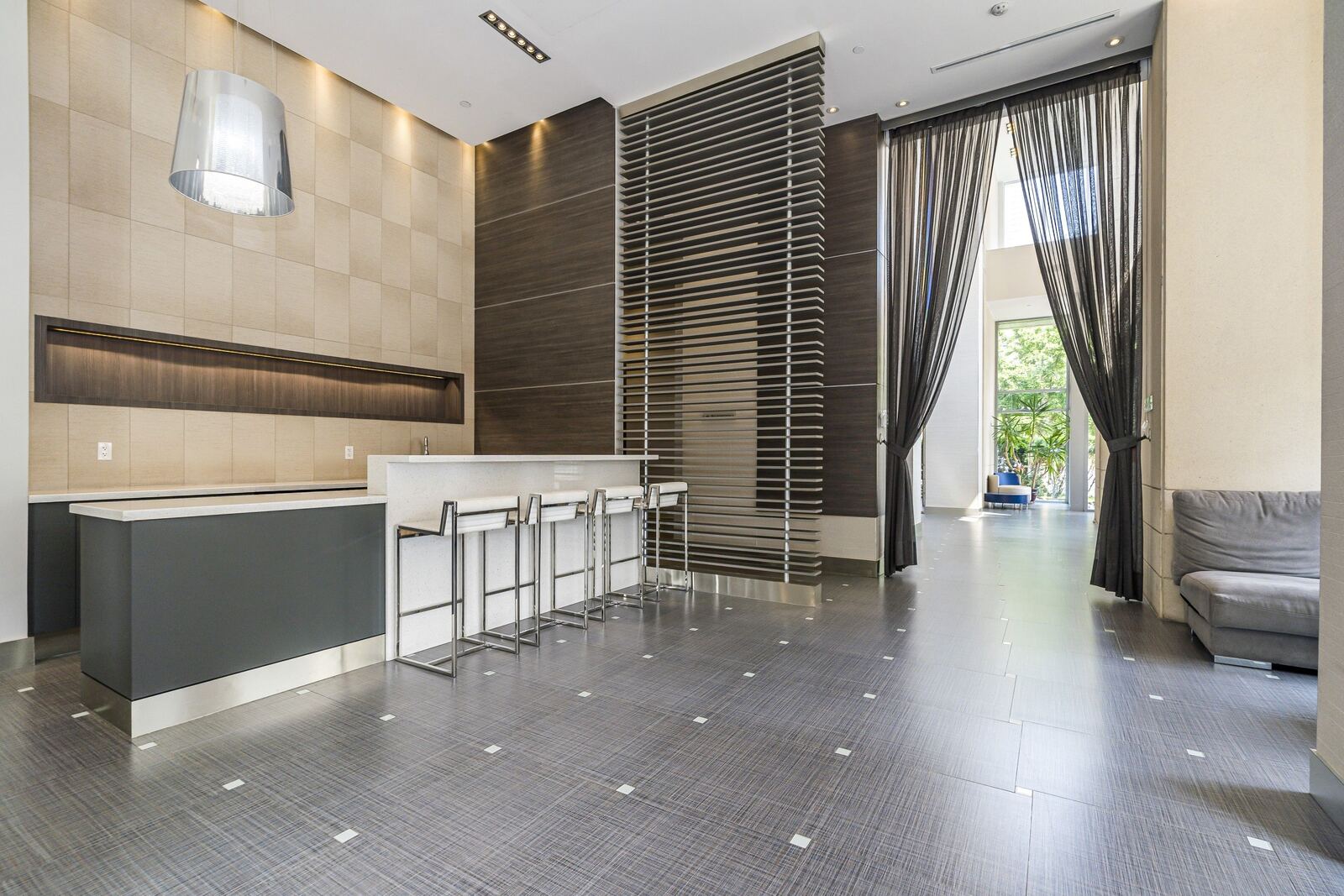 500 Sherbourne Street photo 48