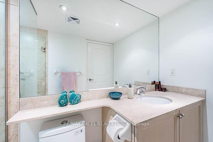 900 Mount Pleasant Road photo 22