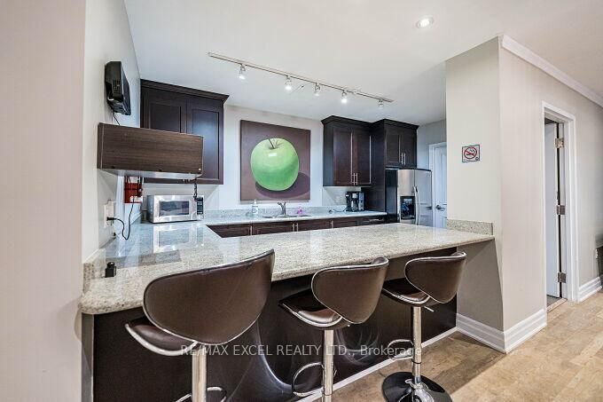 900 Mount Pleasant Road photo 28