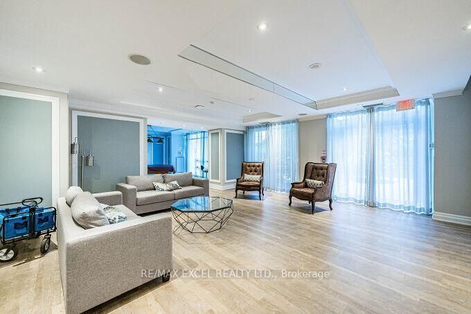 900 Mount Pleasant Road photo 31
