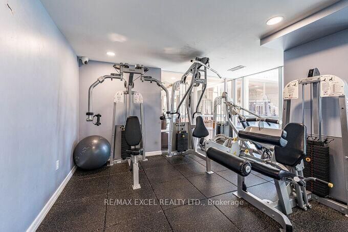 900 Mount Pleasant Road photo 35