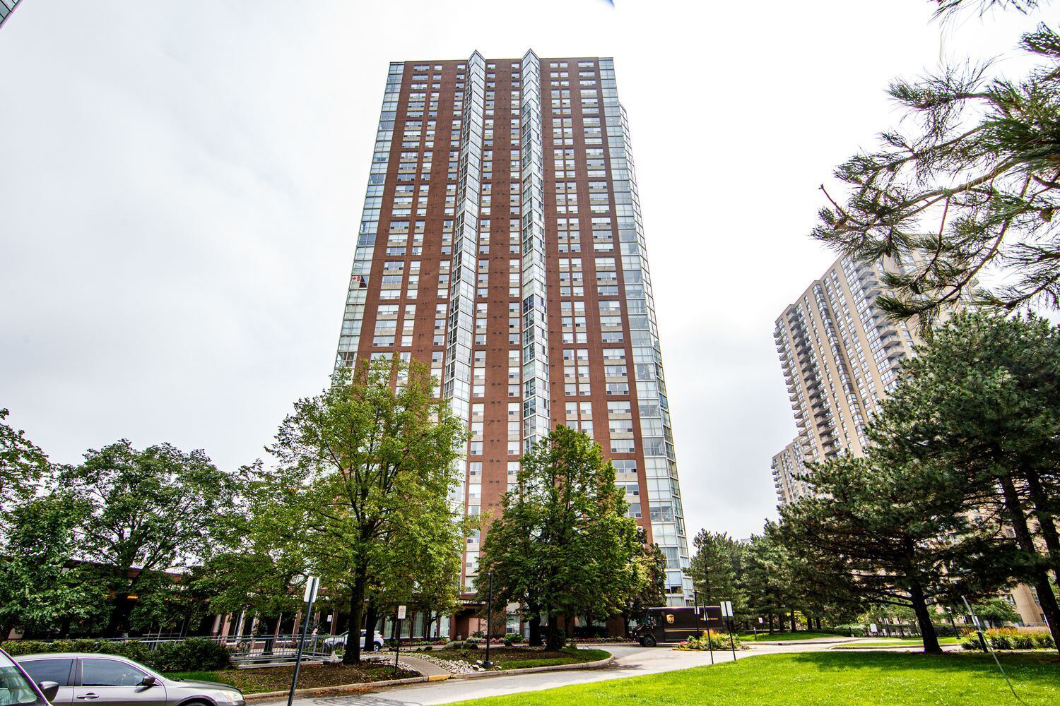 5 Concorde Place photo 22