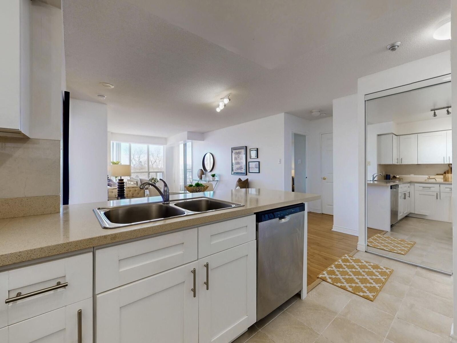 260 Doris Avenue photo 4